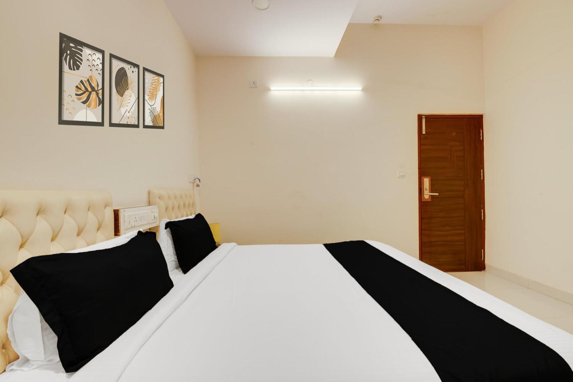 Super Townhouse Hbr Layout Bangalore Exterior foto