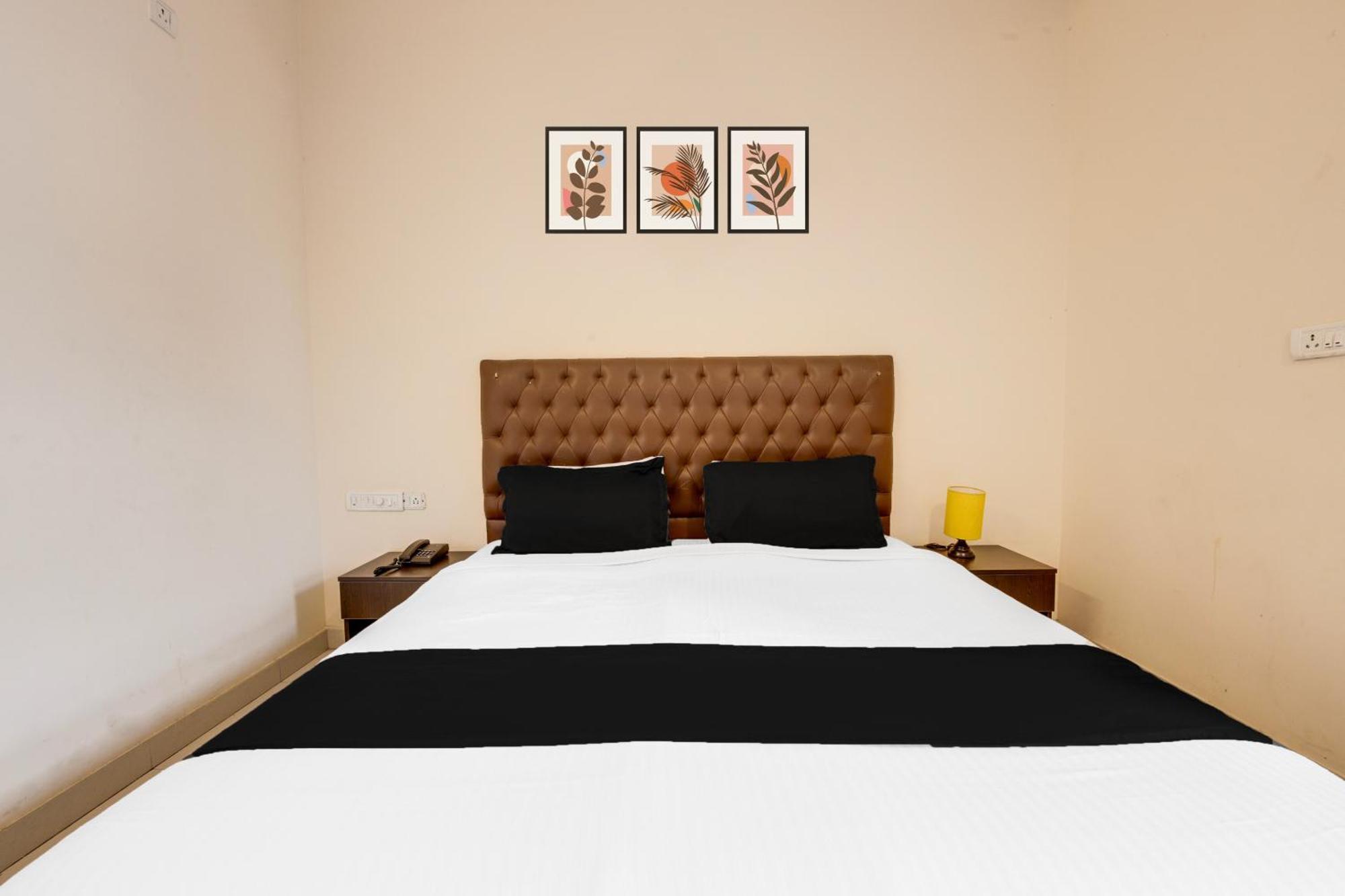 Super Townhouse Hbr Layout Bangalore Exterior foto